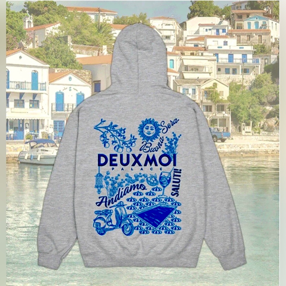 Deuxmoi Palace Hoodie